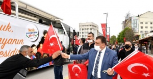 Malatya Büyükşehir Belediye Başkanı Gürkan "Şanlı Türk Bayrağımızı hemşehrilerimize taktim ettik"