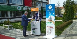 Malatya Yeşilyurt Belediyesi "maske dağıtımı gerçekleştirerek, bilgilendirme broşürü dağıttık"