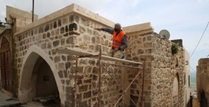 Mardin Büyükşehir Belediyesi restorasyon çalışmalarına devam ediyor.