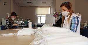 Siirt HEM'de günde 2 bin 500 cerrahi maske üretiliyor.