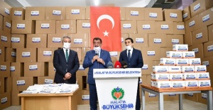 Başkan Gürkan "600 bin maske hemşehrilerimize dağıtılmak üzere tarafımıza teslim edildi"