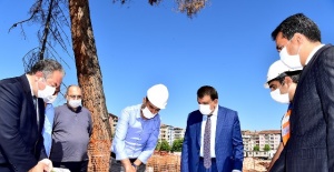 Başkan Gürkan "Millet Bahçesi inşaat alanında incelemelerde bulundu"
