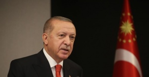 Cumhurbaşkanı Erdoğan "Milli Mücadeleyi başarıya taşıyan ruhu, heyecanı ve coşkuyu bugün de sizlerin gözlerinde görüyorum"
