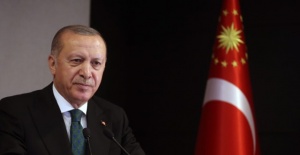Cumhurbaşkanı Erdoğan "Normal hayata dönüşü kademe kademe başlatacağız"