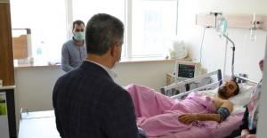 Malatya Valisi Baruş,Tren Kazasında Yaralanan Personeli Ziyaret Etti