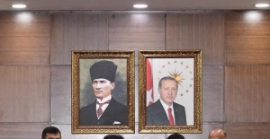 Vali Güzeloğlu "Jandarma Teşkilatına Başarılar Diledi"