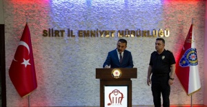 Siirt Valisi Hacıbektaşoğlu, İl Emniyet Müdürlüğünü ziyaret etti.
