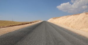 Büyükşehir BESİ yolunu sathi asfalta buluşturdu.