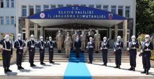 Elazığ Valisi Yırık,İl Jandarma Komutanı Yıldız'ı ziyaret etti.