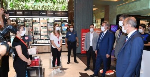 Adana Valisi Elban "maske, hijyen ve fiziki mesafe kurallarına dikkat edilmesi konusunda uyarılarda bulundu"
