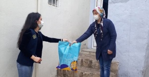 Mardin Büyükşehir,gıda ve maske  yardımında bulunmaya devam ediyor.