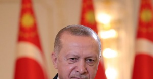 Cumhurbaşkanı Erdoğan "Türkiye, kendi kalkınma gündeminden taviz vermeden yolunda ilerliyor”
