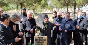 Abdullah Balak,vefatının 4.yıldönümünde mezarı başında dualarla anıldı.