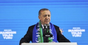 Cumhurbaşkanı Erdoğan "Türk ordusunun önünde durabilecek ne bir terör örgütü ne de bir piyon güç vardır."