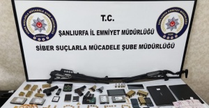 Şanlıurfa ve Adana'da eş zamanlı operasyon'da 16 kişi tutuklandı.