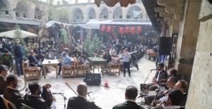 Büyükşehir'den tarihi Gümrükhanı’nda müzik ziyafeti