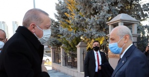 Cumhurbaşkanı Erdoğan,Bahçeli'yi Ankara'daki konutunda ziyaret ediyor.