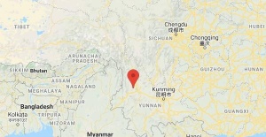 Çin'de 7.4 büyüklüğünde bir deprem meydana geldi.
