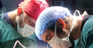 MTÜ MEAH’ta Beyin Tümörü ve Kompleks Spinal Cerrahi Ameliyatları Başladı