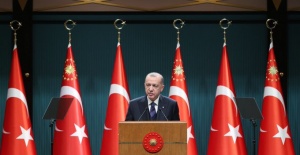 Cumhurbaşkanı Erdoğan: Çalışanlarımızı fiyat artışlarına karşı koruma politikamızı asgari ücrette de sürdüreceğiz