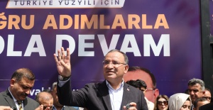 Bakan Bozdağ "AK Parti Adana Çukurova İlçe Başkanlığı Binasına yapılan silahlı saldırıyı kınıyorum."
