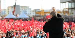Cumhurbaşkanı Erdoğan "Biz laf üstüne laf koyanlardan değil hep taş üstüne taş koyanlardan olduk."