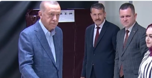 Cumhurbaşkanı Erdoğan "Türk demokrasisi için hayırlı bir geleceği Rabbimden niyaz ediyoruz"
