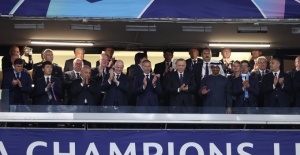 Cumhurbaşkanı Erdoğan "Şampiyonlar Ligi finalinde şampiyonluğa ulaşan Manchester City takımını tebrik ediyorum"