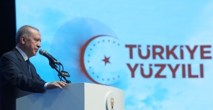 Cumhurbaşkanı Erdoğan "Eski Türkiye’nin bakiyesi bu arkaik ekibi hep birlikte emekliye sevk edelim."