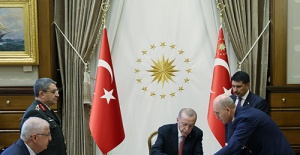 Cumhurbaşkanı Erdoğan, Yüksek Askerî Şûra kararlarını imzaladı