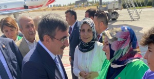 ŞAHİN,Cevdet YILMAZ' Havaalanında Karşıladı.