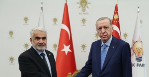 Cumhurbaşkanı Erdoğan Yapıcıoğlu’nu AK Parti Genel Merkezi’nde kabul etti.