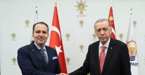 Cumhurbaşkanı Erdoğan,Erbakan’ı AK Parti Genel Merkezi’nde kabul etti.