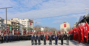 18 Mart Şehitleri Anma Günü ve Çanakkale Deniz Zaferi Programı Cumhuriyet Meydanı’ndaki Törenle Başladı
